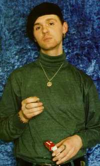   / 1996 